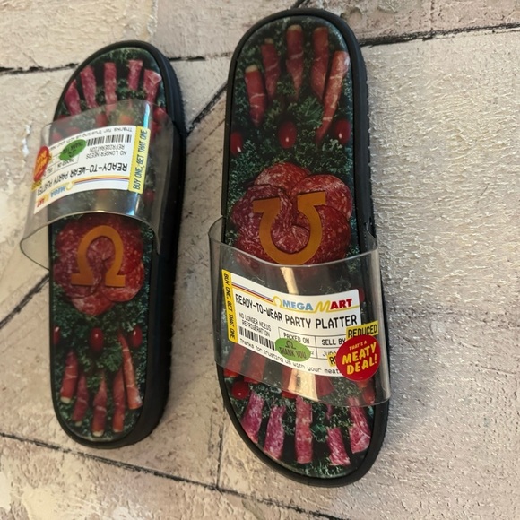 Meow Wolf Omega Mart Party Platter Slides Unisex Ready to Wear Slipper Sz 9.5 - Picture 6 of 13
